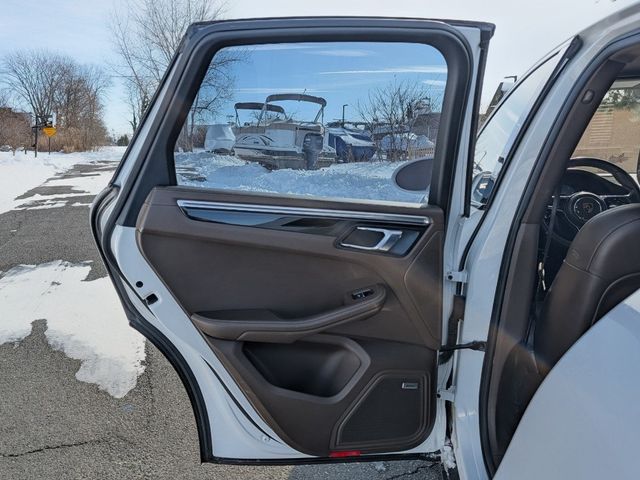 2018 Porsche Macan S - 23019481 - 12