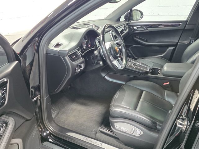 2018 Porsche Macan S - 23052594 - 22