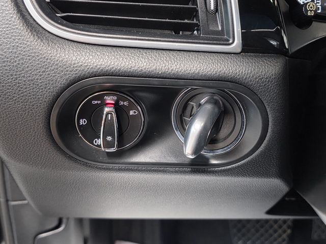 2018 Porsche Macan S - 23052594 - 24