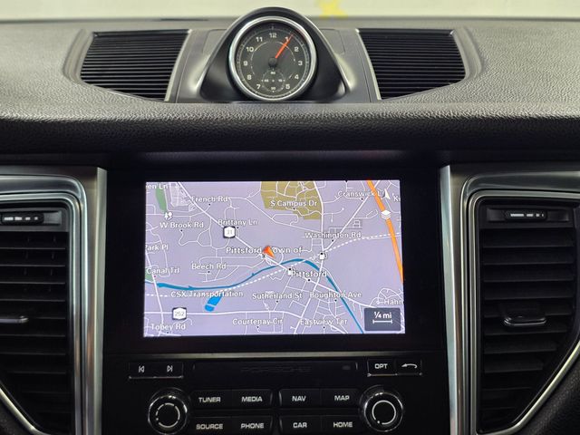 2018 Porsche Macan S - 23052594 - 31