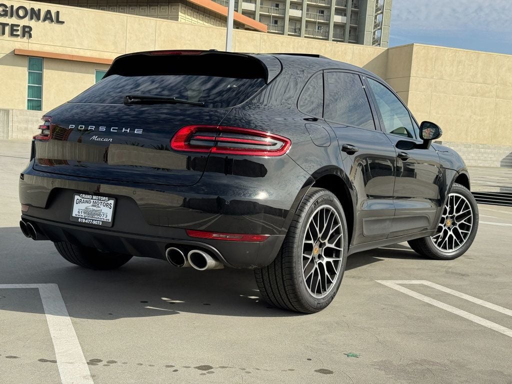 2018 Porsche Macan Sport Edition - 22720749 - 11