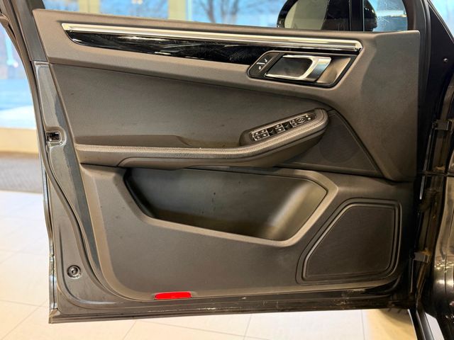 2018 Porsche Macan Sport Edition - 23012055 - 15