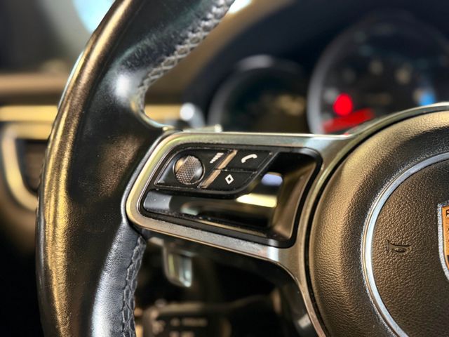 2018 Porsche Macan Sport Edition - 23012055 - 22