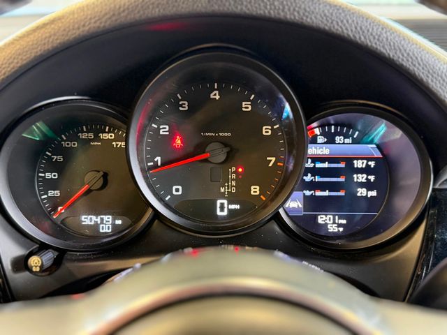 2018 Porsche Macan Sport Edition - 23012055 - 24