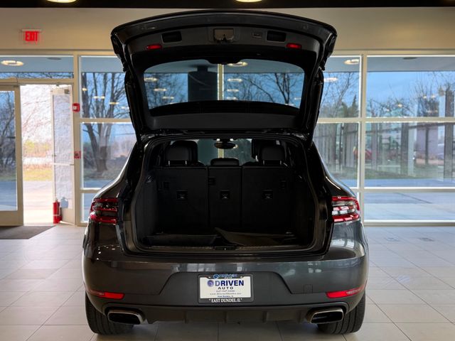 2018 Porsche Macan Sport Edition - 23012055 - 31