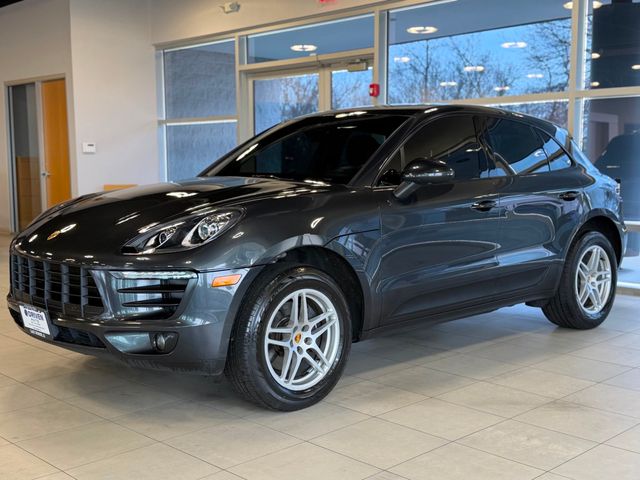 2018 Porsche Macan Sport Edition - 23012055 - 3