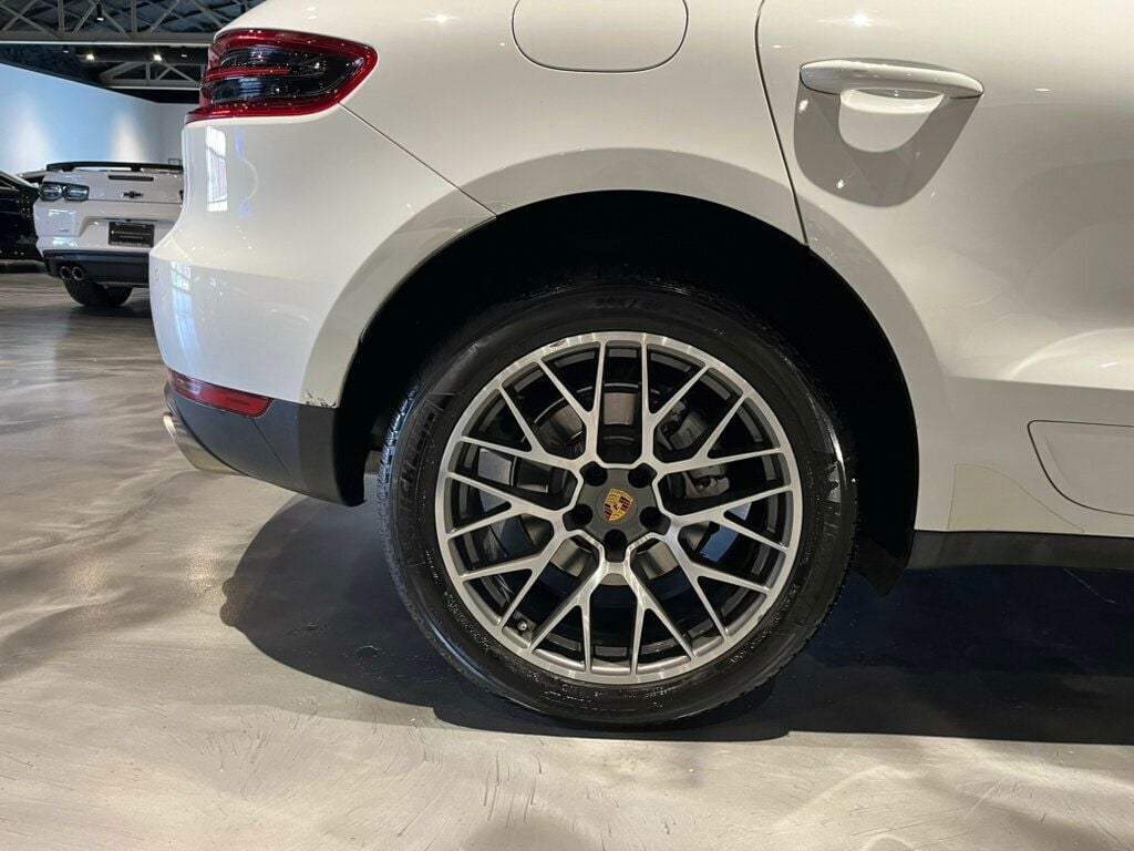 2018 Porsche Macan S/PremiumPkgPlus/AdapCruise/360Cam/ConnectPlus/Htd&CldSeats/LCA - 22608982 - 36