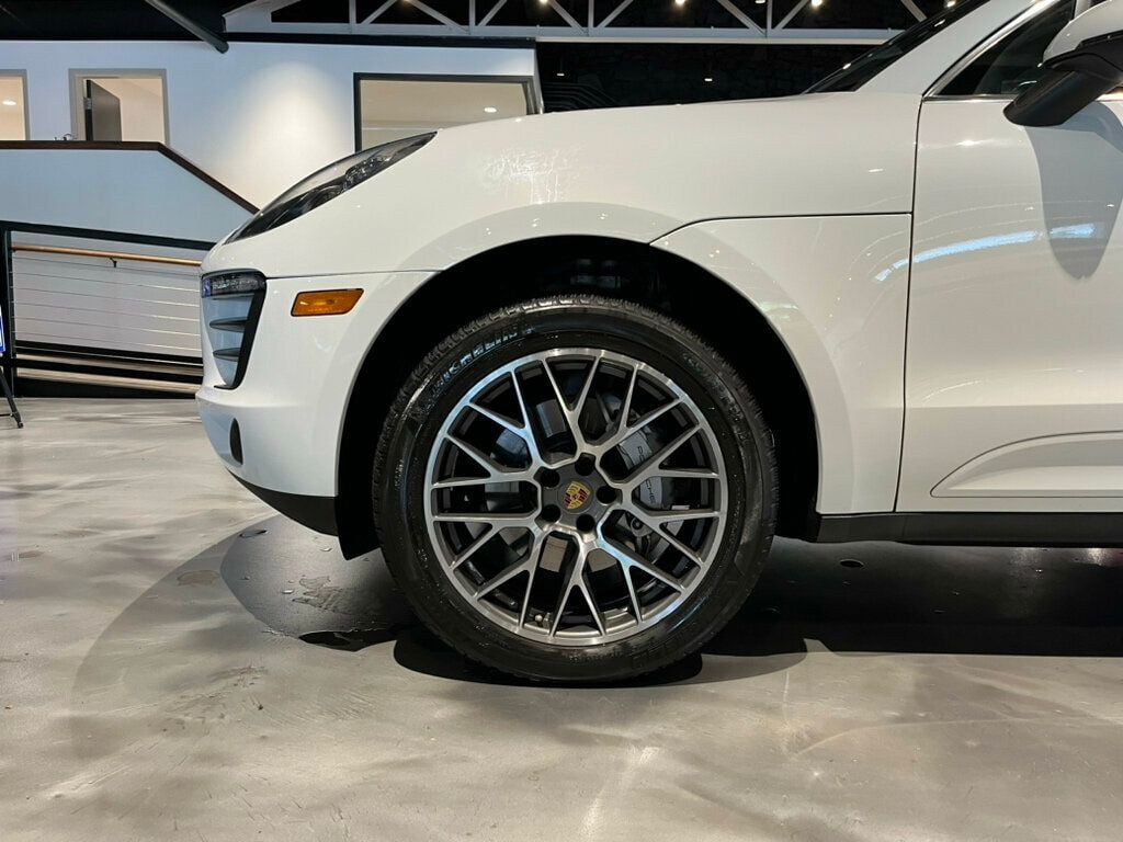 2018 Porsche Macan S/PremiumPkgPlus/AdapCruise/360Cam/ConnectPlus/Htd&CldSeats/LCA - 22608982 - 38