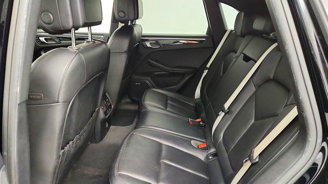 2018 Porsche Macan S w/ Premium Package Plus & 21'' Wheels - 23071841 - 18