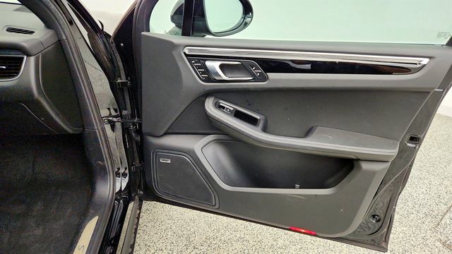 2018 Porsche Macan S w/ Premium Package Plus & 21'' Wheels - 23071841 - 23