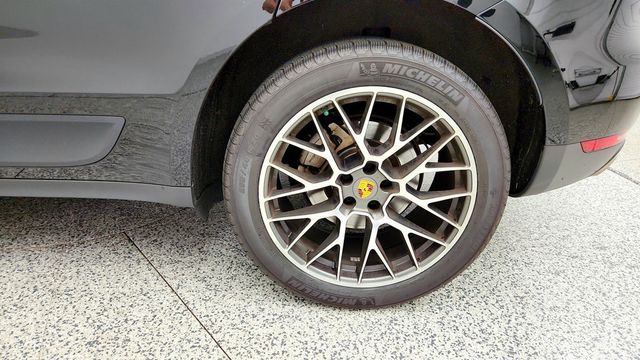 2018 Porsche Macan S w/ Premium Package Plus & 21'' Wheels - 23071841 - 8