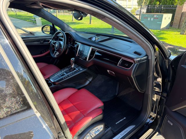 2018 Porsche Macan TURBO, AWD, PAN SUNROOF, 20" SPYDER WHEELS, NAVI, PREMIUM PLUS - 23067946 - 9