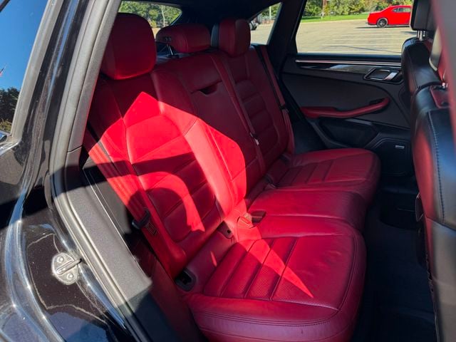 2018 Porsche Macan TURBO, AWD, PAN SUNROOF, 20" SPYDER WHEELS, NAVI, PREMIUM PLUS - 23067946 - 13