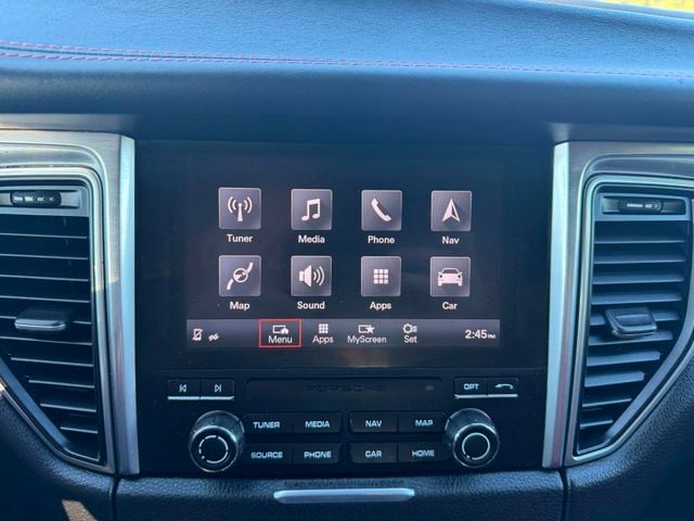 2018 Porsche Macan TURBO, AWD, PAN SUNROOF, 20" SPYDER WHEELS, NAVI, PREMIUM PLUS - 23067946 - 5