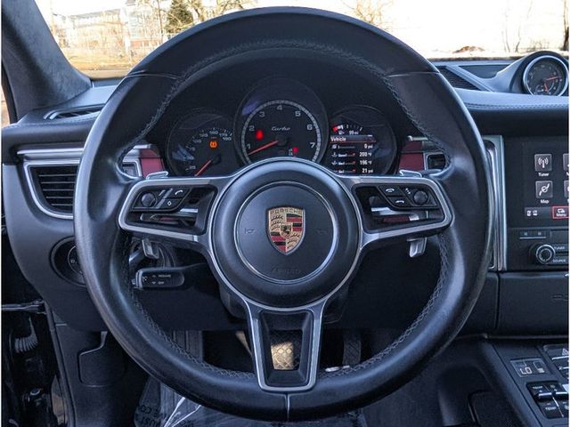 2018 Porsche Macan Turbo w/Performance Pkg - 22992134 - 18