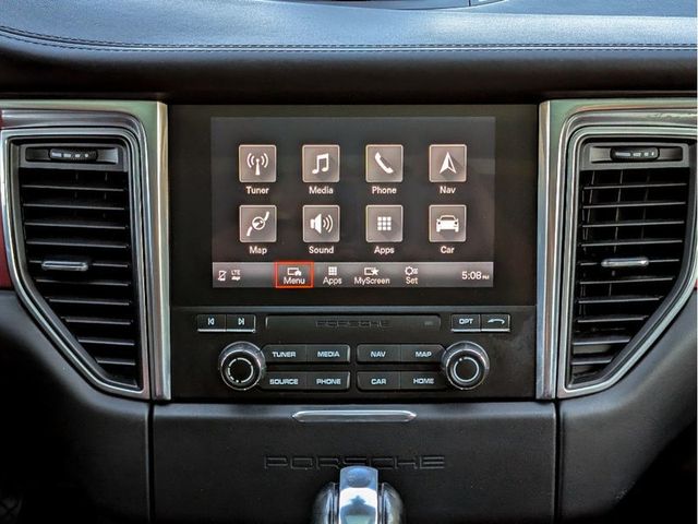 2018 Porsche Macan Turbo w/Performance Pkg - 22992134 - 23