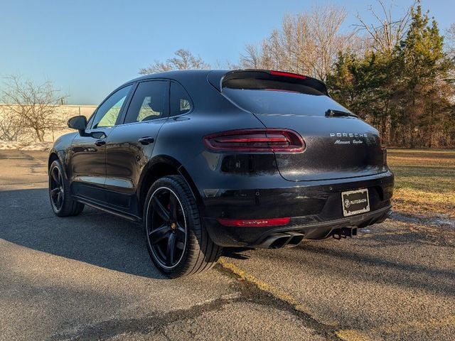 2018 Porsche Macan Turbo w/Performance Pkg - 22992134 - 4