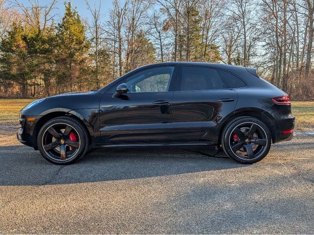 2018 Porsche Macan Turbo w/Performance Pkg - 22992134 - 8