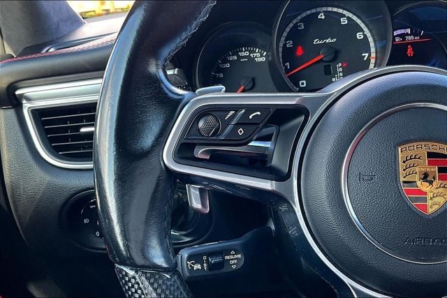 2018 Porsche Macan Turbo w/Performance Pkg - 23004045 - 20