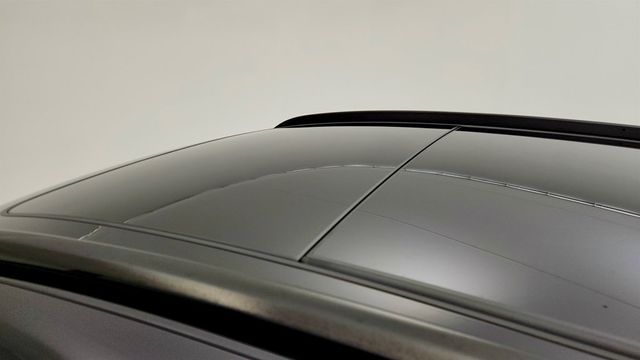 2018 Porsche Macan Turbo w/ Premium Pkg+, Two-Tone Leather Seats, Connect+ & ACC - 23010383 - 9