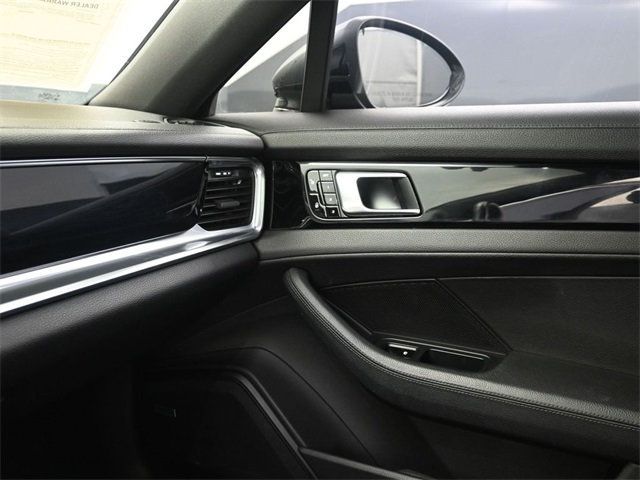 2018 Porsche Panamera   - 22885376 - 12