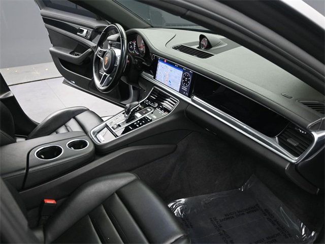 2018 Porsche Panamera   - 22885376 - 20