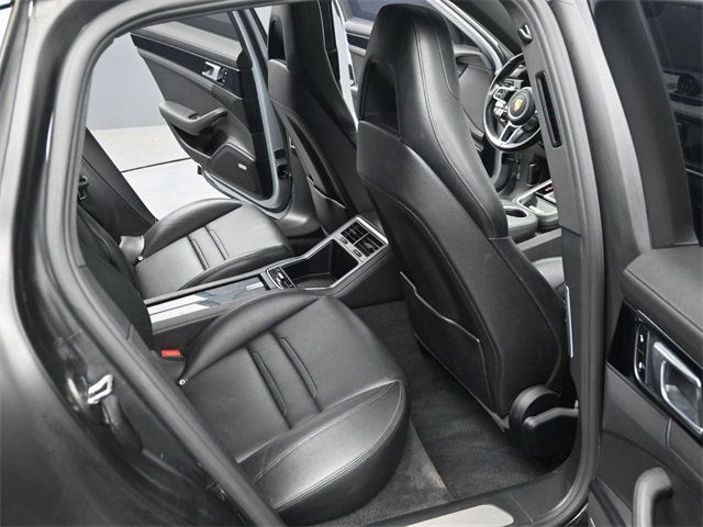 2018 Porsche Panamera   - 22885376 - 21