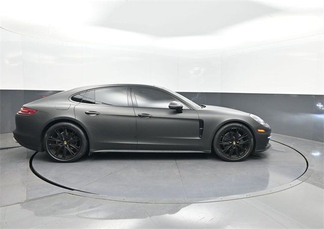 2018 Porsche Panamera   - 22885376 - 26