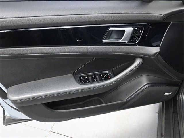 2018 Porsche Panamera   - 22885376 - 4