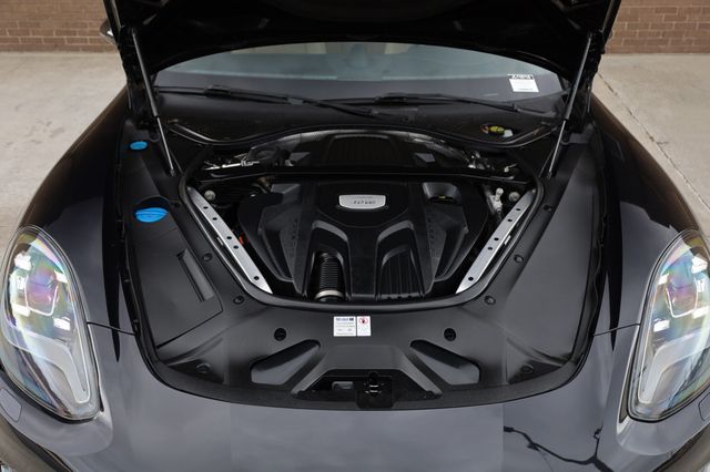 2018 Porsche Panamera  - 23002197 - 10