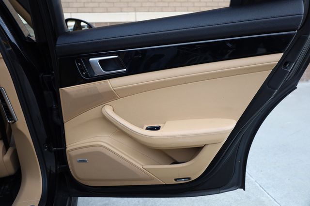 2018 Porsche Panamera  - 23002197 - 20