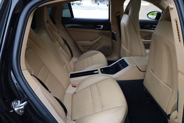 2018 Porsche Panamera  - 23002197 - 21