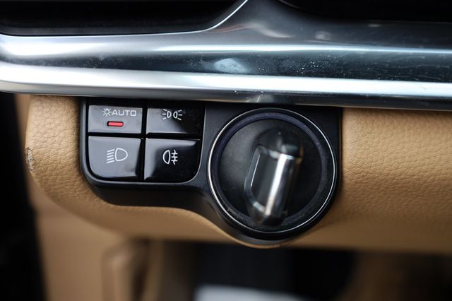 2018 Porsche Panamera  - 23002197 - 33