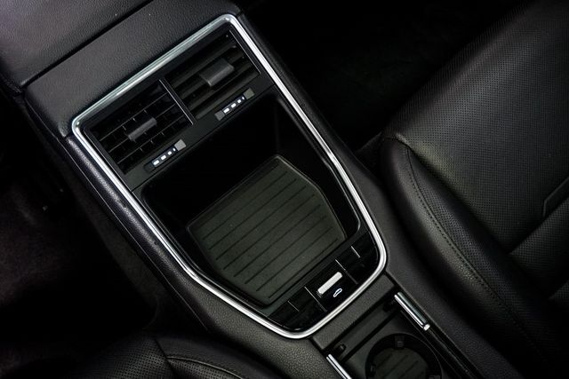 2018 Porsche Panamera 4 - 22947291 - 10
