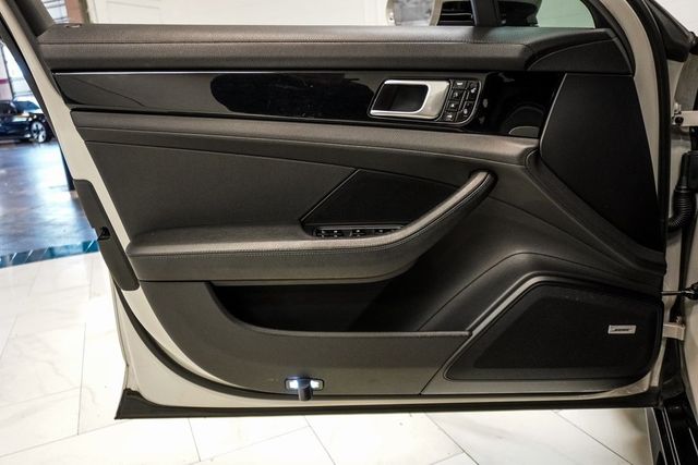 2018 Porsche Panamera 4 - 22947291 - 23