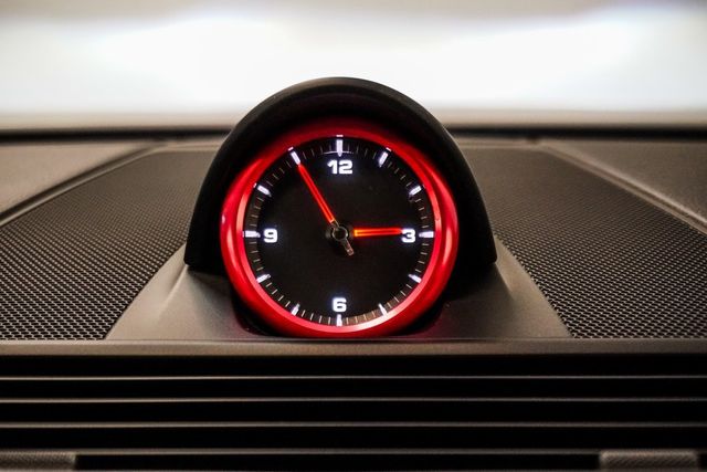 2018 Porsche Panamera 4 - 22947291 - 26