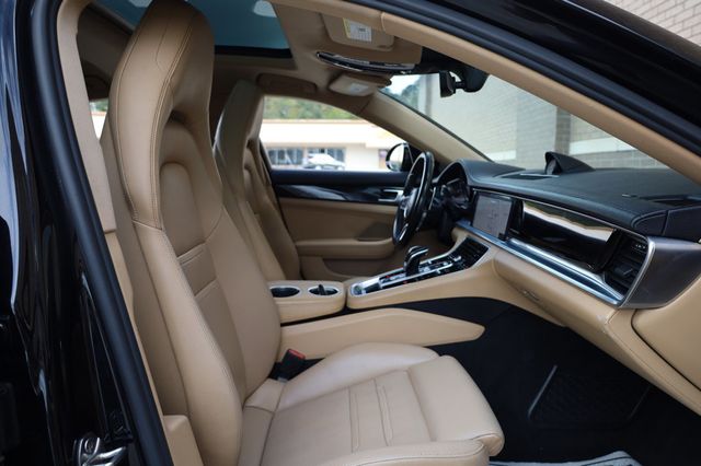 2018 Porsche Panamera 4 AWD - 23002197 - 24