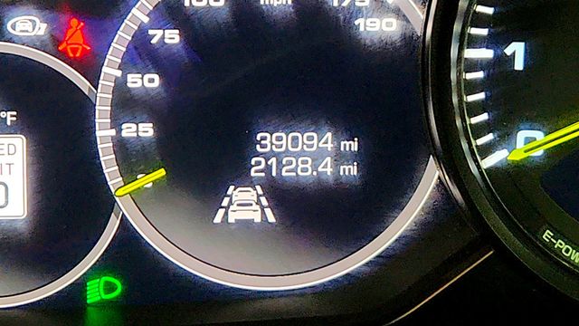 2018 Porsche Panamera 4 E-Hybrid w/ Premium Pkg Plus & 21'' Wheels - 23072600 - 15