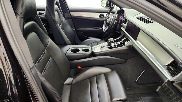 2018 Porsche Panamera 4 E-Hybrid w/ Premium Pkg Plus & 21'' Wheels - 23072600 - 23