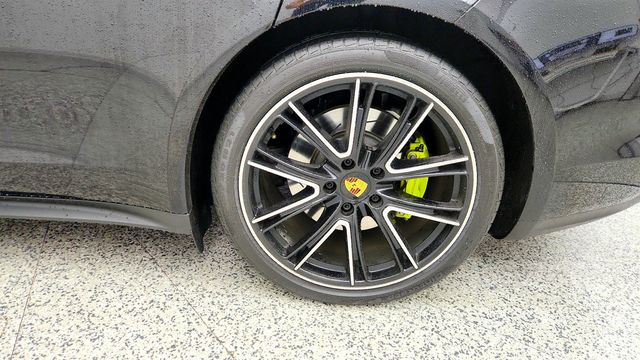 2018 Porsche Panamera 4 E-Hybrid w/ Premium Pkg Plus & 21'' Wheels - 23072600 - 8