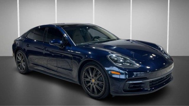 2018 Porsche Panamera 4S - 23067775 - 2