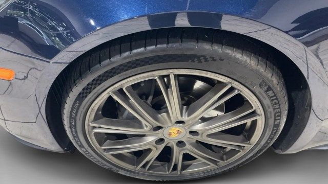 2018 Porsche Panamera 4S - 23067775 - 5