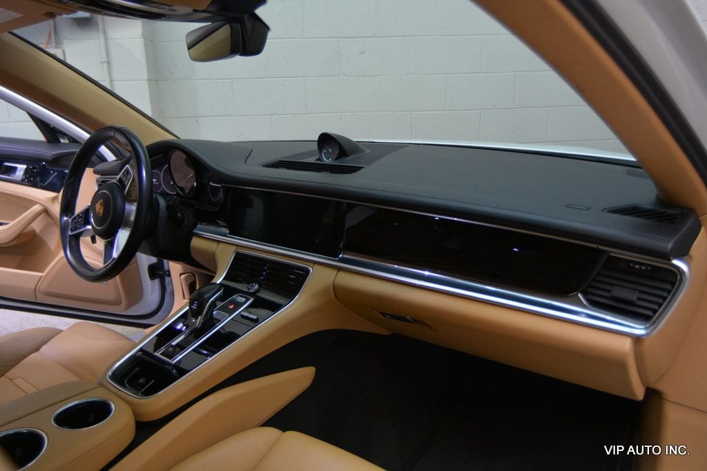 2018 Porsche Panamera 4 Sport Turismo - 22957626 - 11