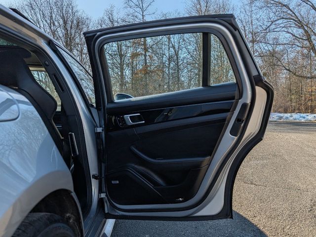 2018 Porsche Panamera 4S Sport Turismo - 22979970 - 12