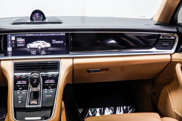2018 Porsche Panamera Base - 23025428 - 19