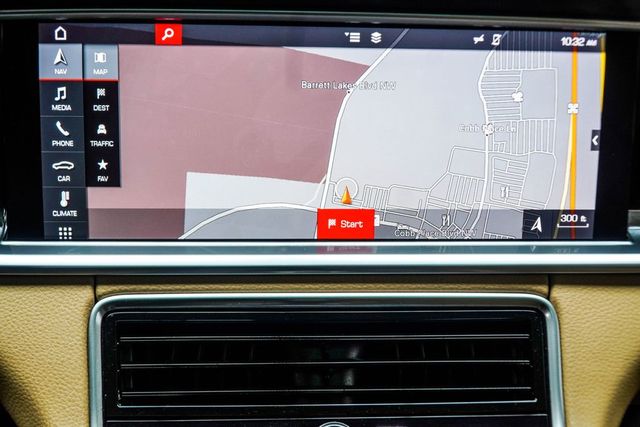 2018 Porsche Panamera Base - 23025428 - 25