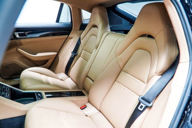 2018 Porsche Panamera Base - 23025428 - 46
