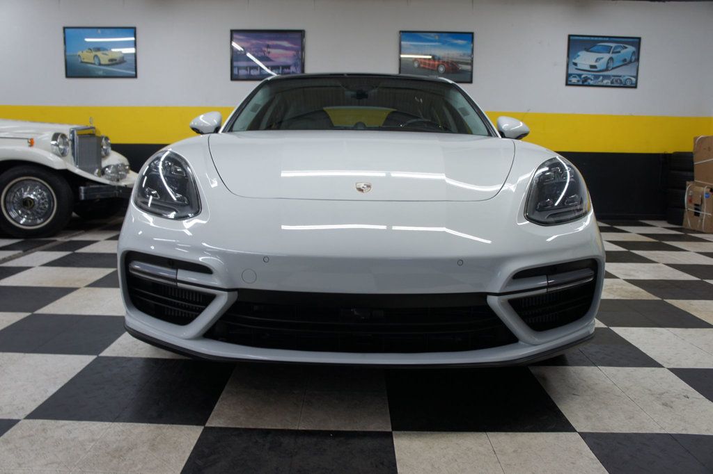 2018 Porsche Panamera Ceramic Brakes, Only 19k miles, Loaded! 20k serviced done!  - 23082589 - 9