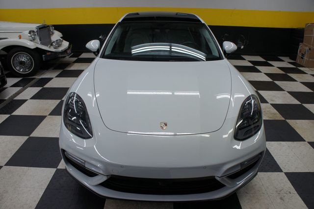 2018 Porsche Panamera Ceramic Brakes, Only 19k miles, Loaded! 20k serviced done!  - 23082589 - 10