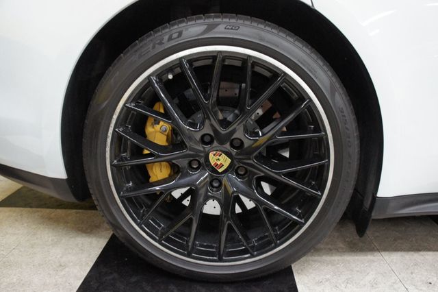 2018 Porsche Panamera Ceramic Brakes, Only 19k miles, Loaded! 20k serviced done!  - 23082589 - 16